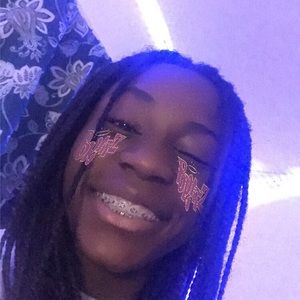 Meet your Posher, Sia